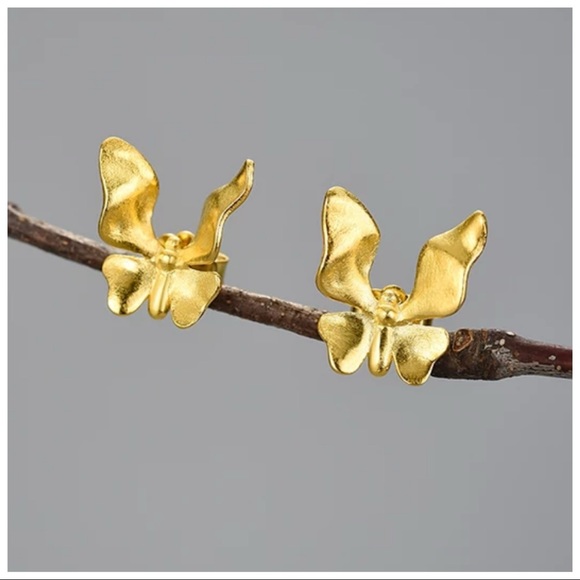Artisan Handmade 925 Silver The Zophyah Dainty Butterfly Earrings - Picture 4 of 10